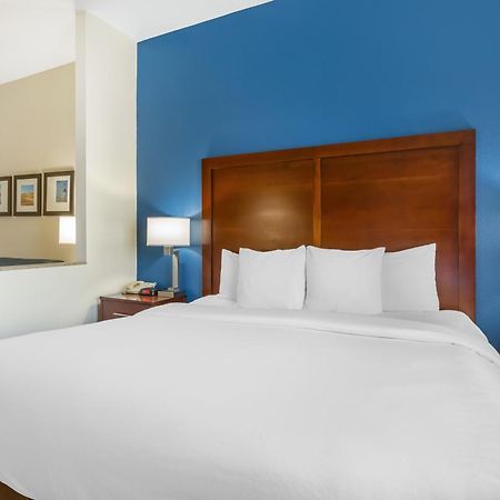 Comfort Inn And Suites Yuma I-8 Esterno foto