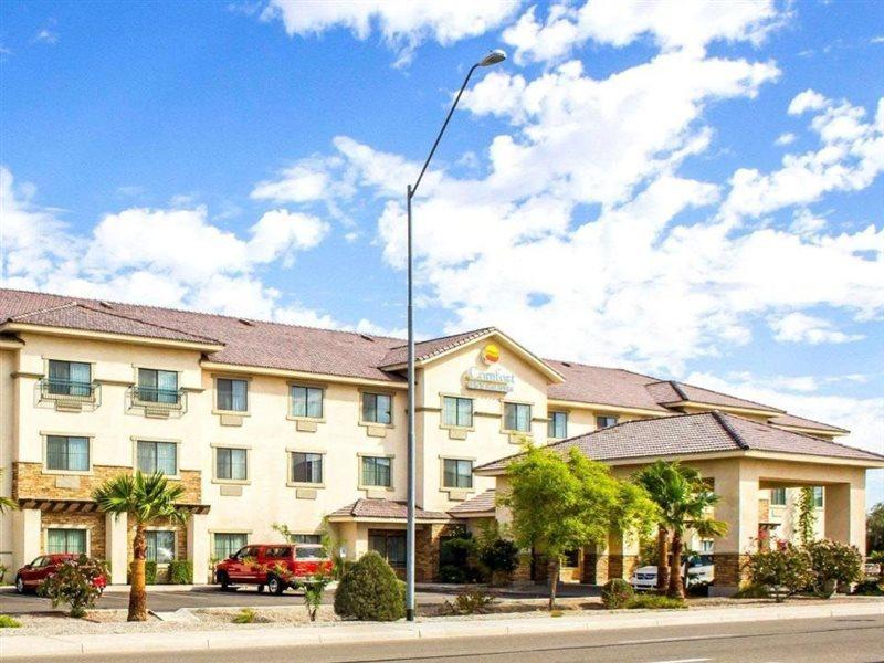 Comfort Inn And Suites Yuma I-8 Esterno foto