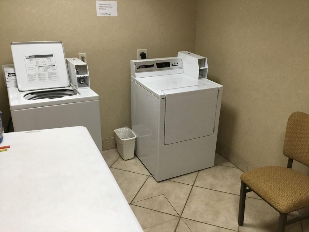 Comfort Inn And Suites Yuma I-8 Esterno foto