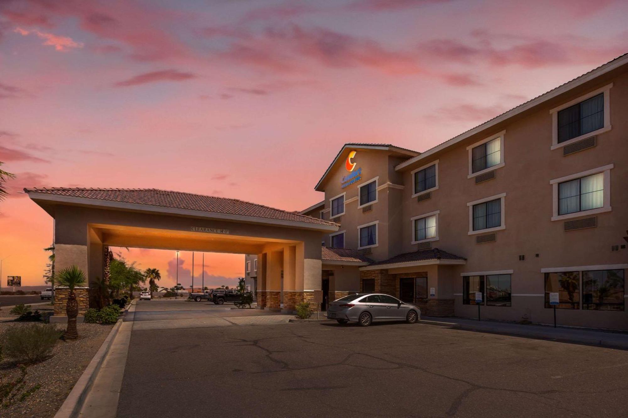 Comfort Inn And Suites Yuma I-8 Esterno foto