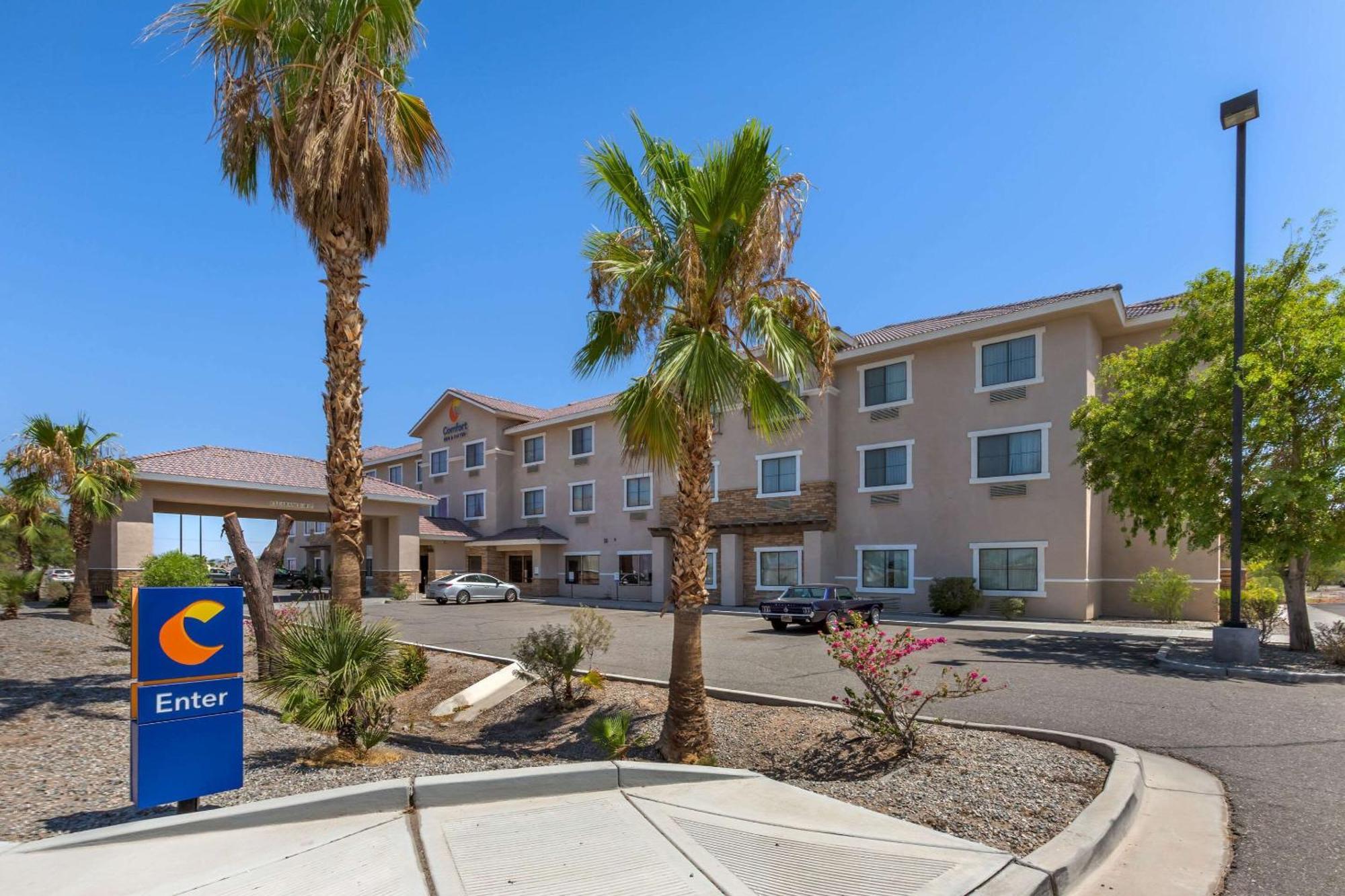 Comfort Inn And Suites Yuma I-8 Esterno foto